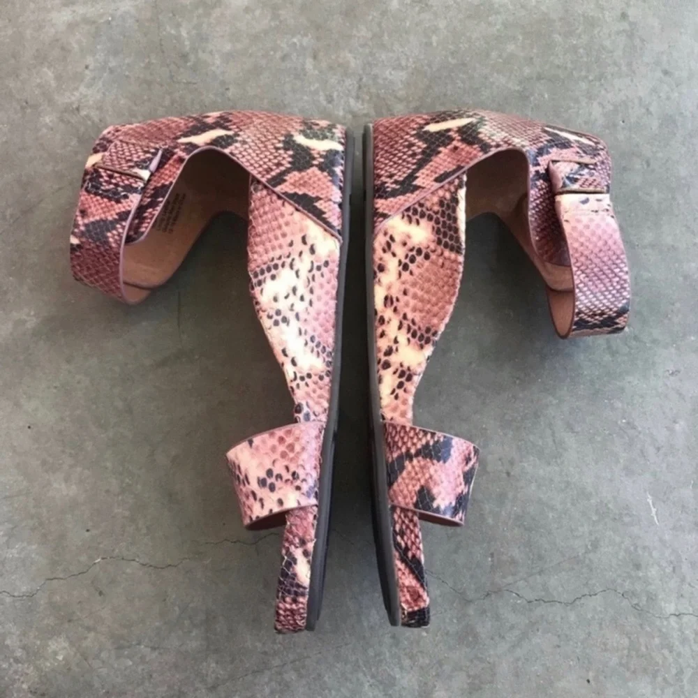 Gentle Souls Leather Reptile Mauve/Black Print Wedge Sandal Multi Sizes NWOB - Picture 8 of 14